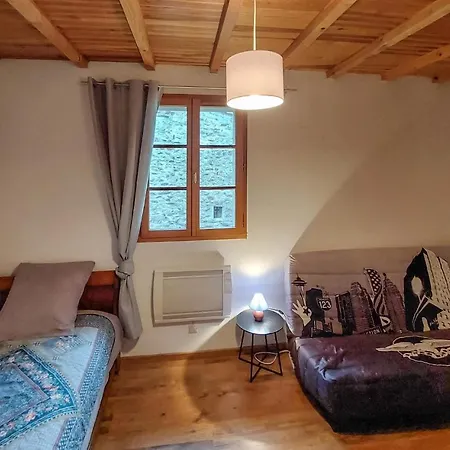 Holiday home 3 Bedroom Cozy In *