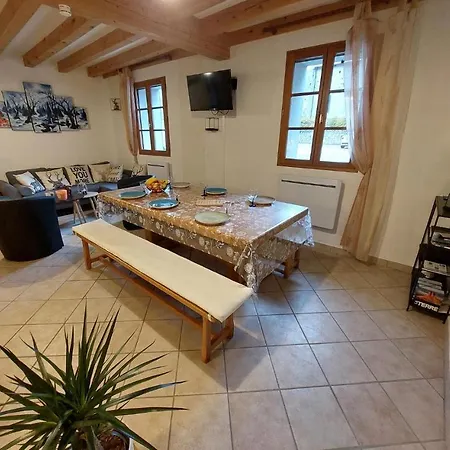 3 Bedroom Cozy In Holiday home *